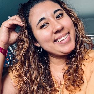 Meet your Posher, April